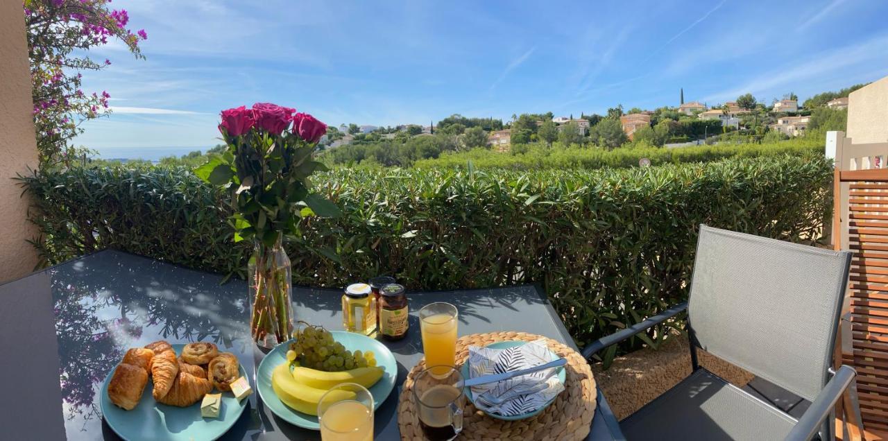 Spa & Vue Mer - Les O De Bandol Luaran gambar