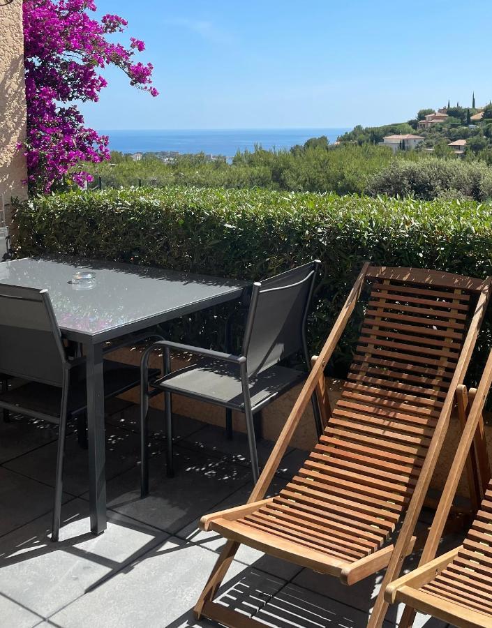 Spa & Vue Mer - Les O De Bandol Luaran gambar